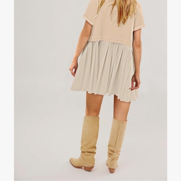 Women's Small, Pull-On, Short Sleeve, Pleated Skirt, Drop Shoulder, Flowy Dress - Picture 5 of 8